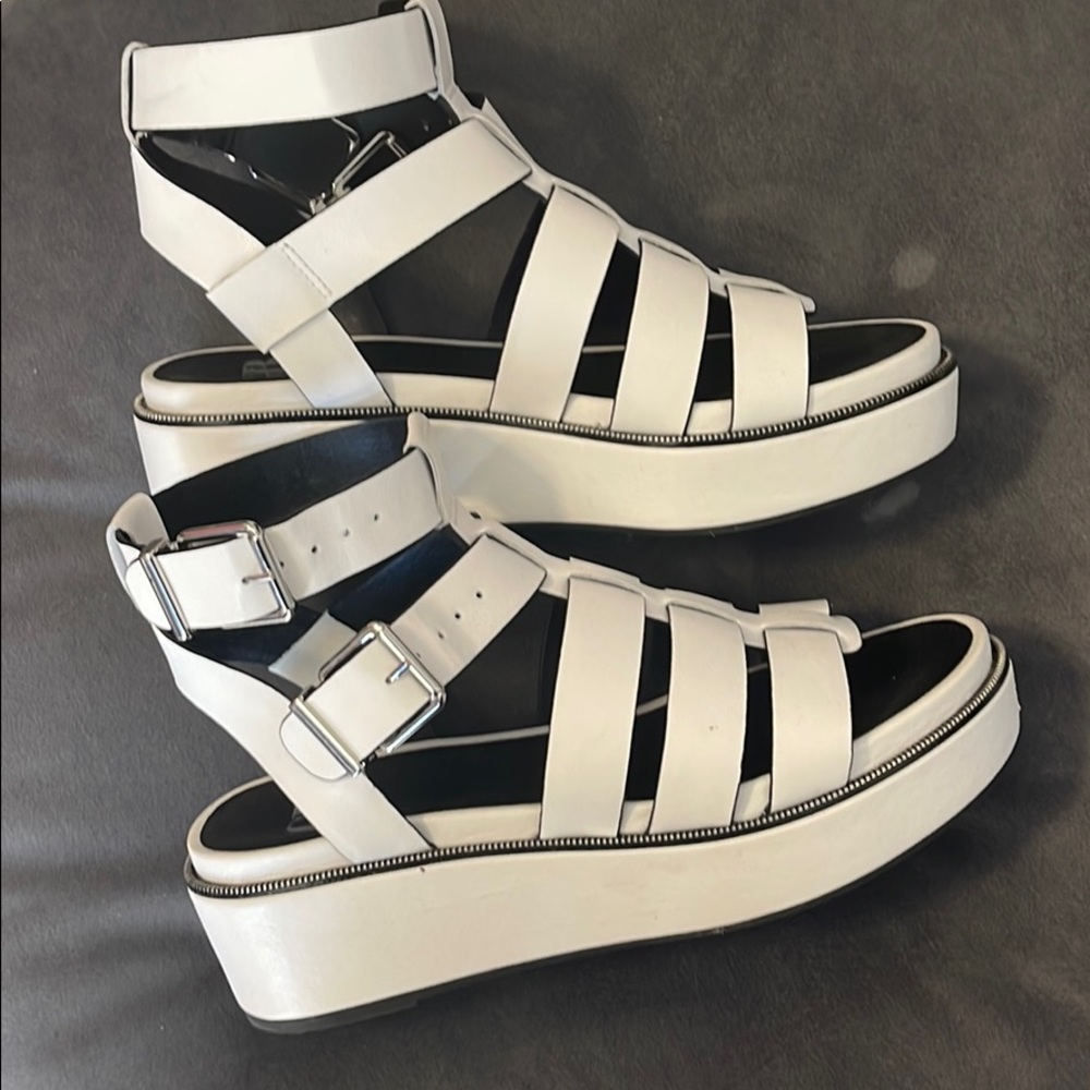 GB Sandals white / black
